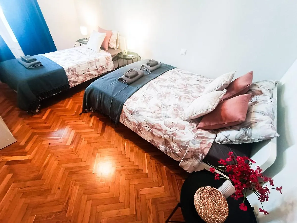 Hostel By La Pedrera - Diagonal Rooms Barcelona Spanien
