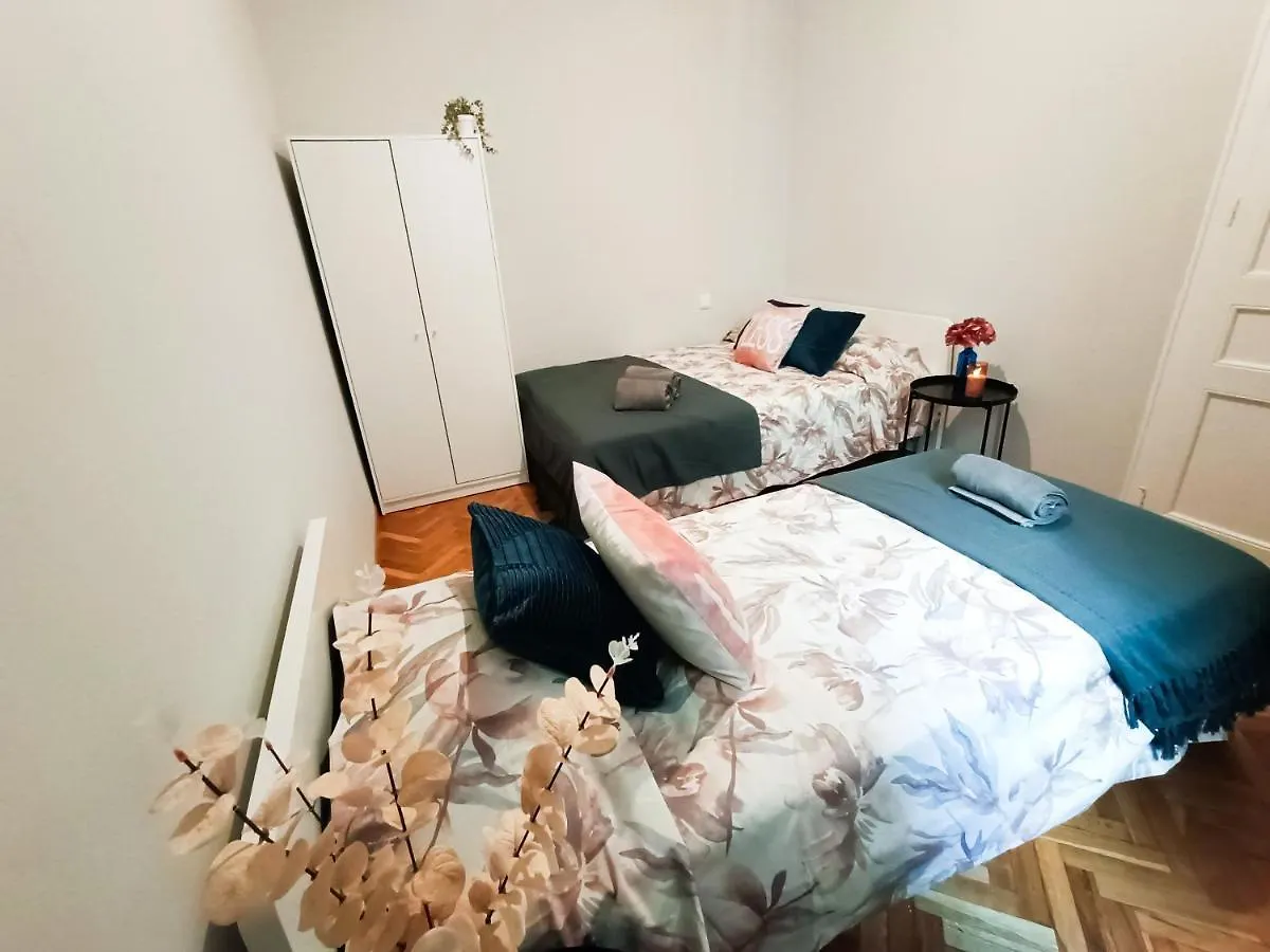 By La Pedrera - Diagonal Rooms Barcelona Hostel