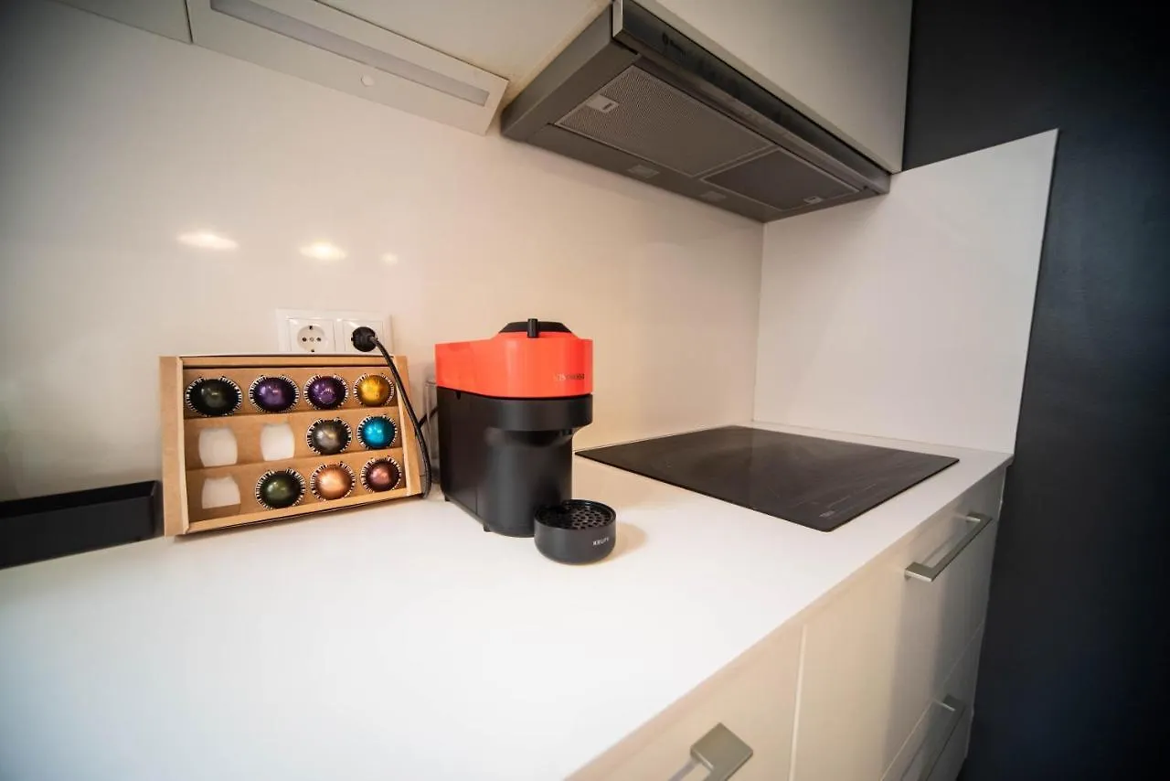 Hostel By La Pedrera - Diagonal Rooms Barcelona